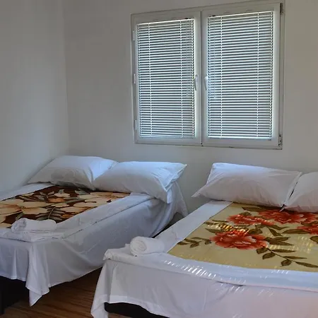 Apartment Pansion Nargalic *